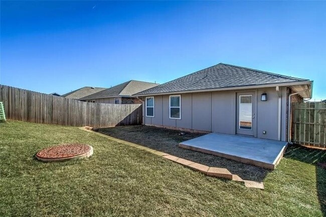 Building Photo - 9207 SW 47th St