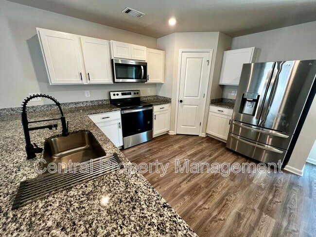 Building Photo - 124 Brooks Dr