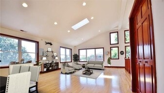 Building Photo - 73 Edgewood Ave