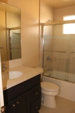 Interior Photo - 3135 Durango Ave