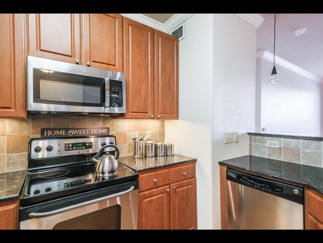 Building Photo - 1711 Old Spanish Trl