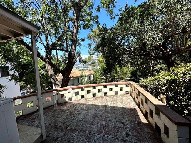 Building Photo - 2434 Echo Park Ave