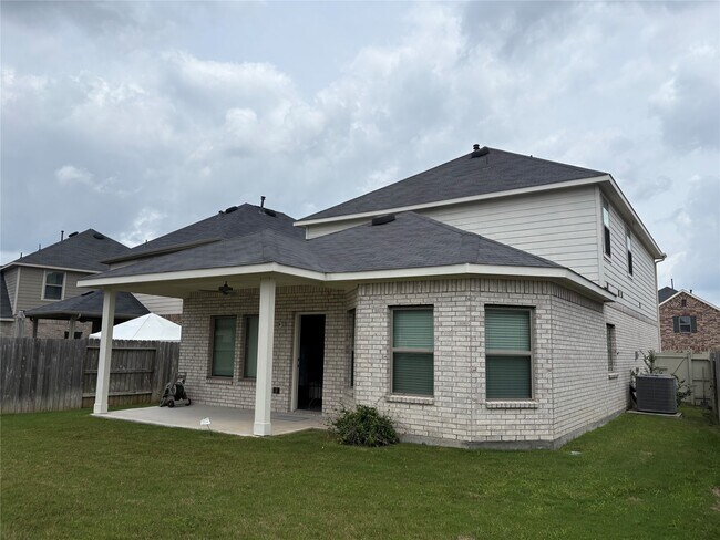 Building Photo - 10534 Preserve Wy