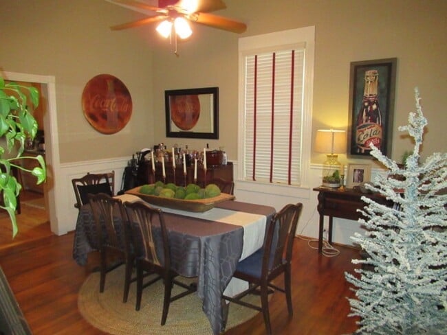 Building Photo - 416 W Montgomery St