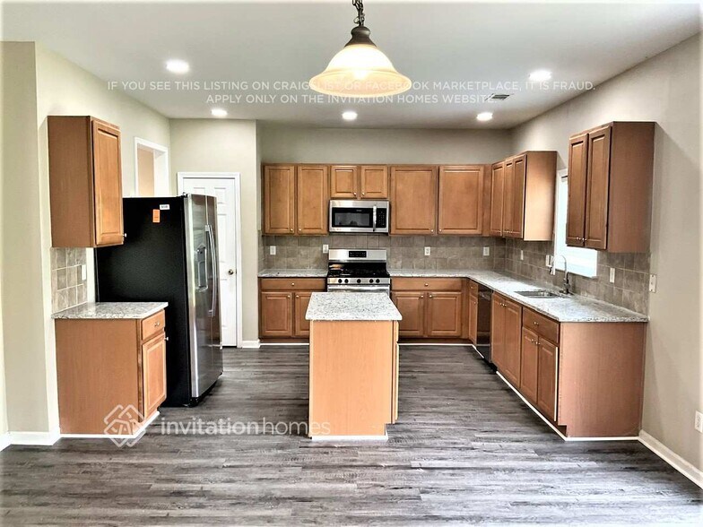 Building Photo - 7353 Melhana Ln