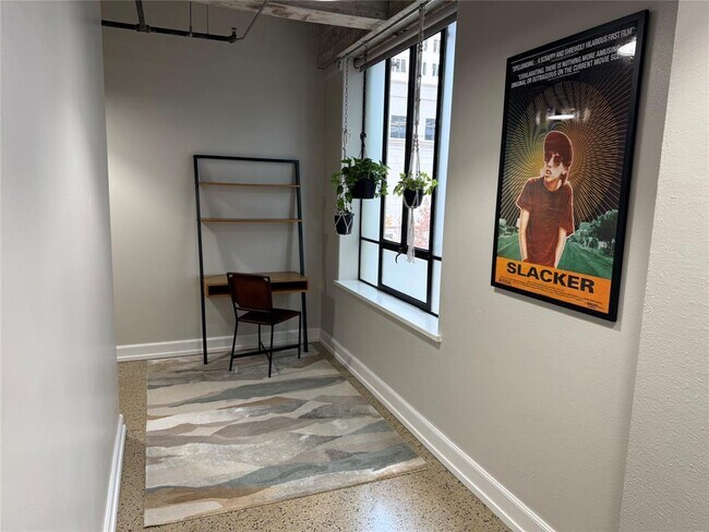 Building Photo - 710 Colorado St