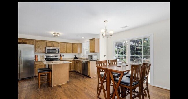 Building Photo - 205 Marcie Rush Ln