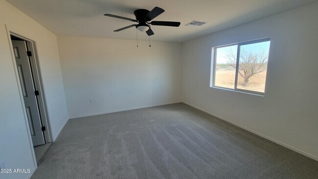 Building Photo - 24508 W Duane Ln