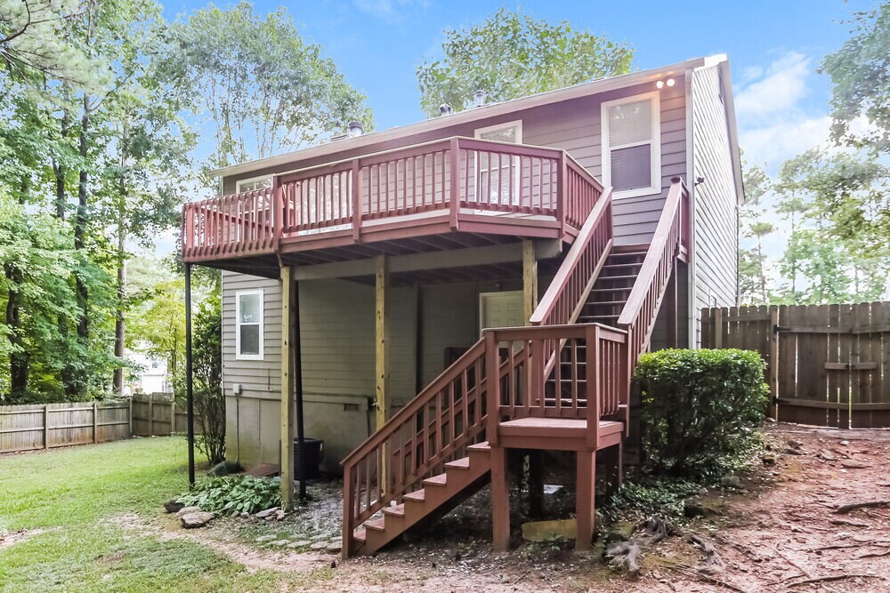 Building Photo - 2400 Boone Pl