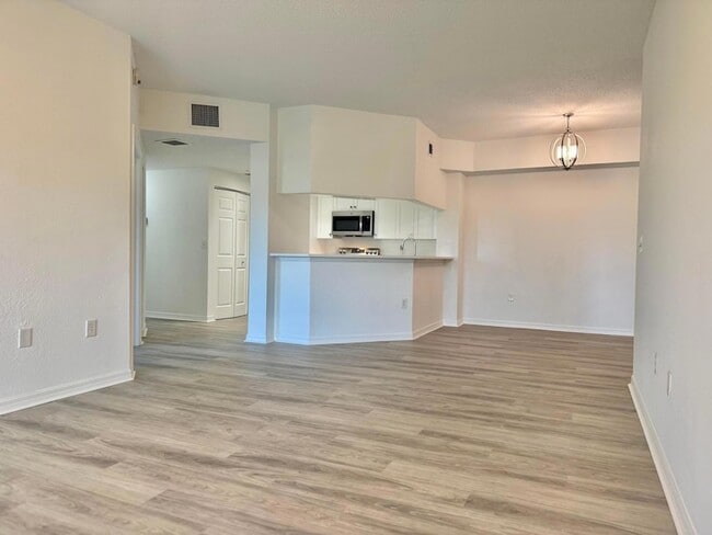 Building Photo - 2725 Anzio Ct