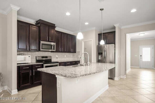 Building Photo - 3737 Coastal Cove Cir