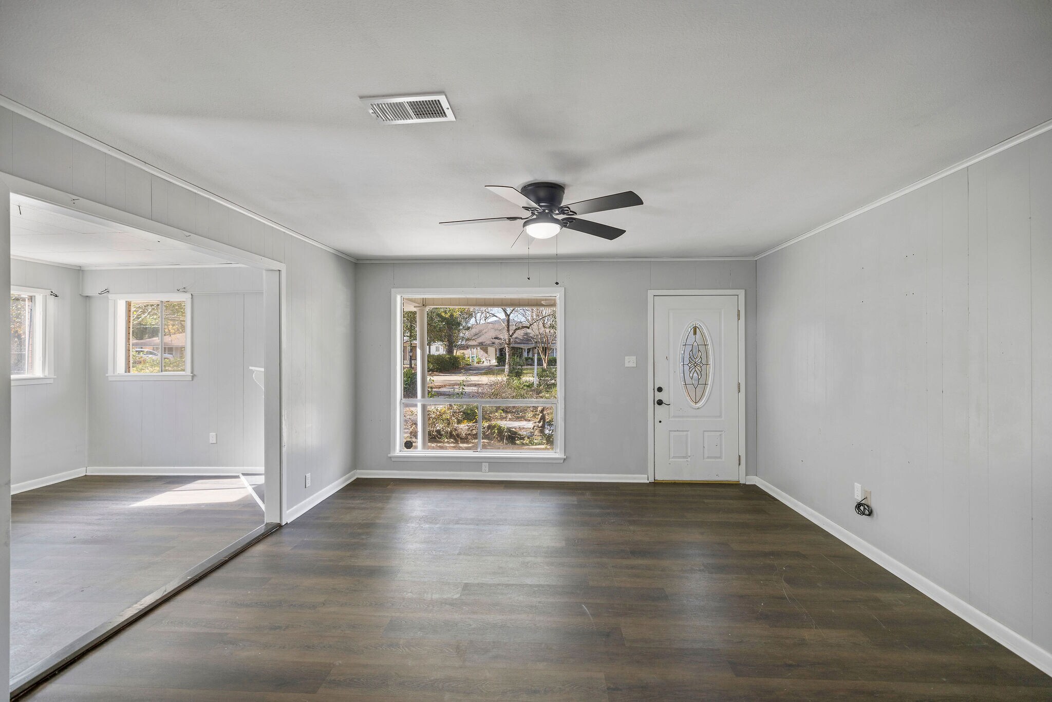 Building Photo - 124 Florence Dr