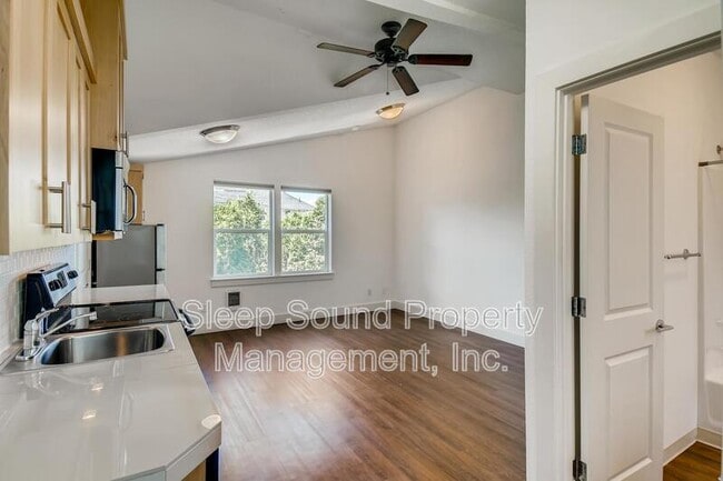 Building Photo - 3603 N Albina Ave