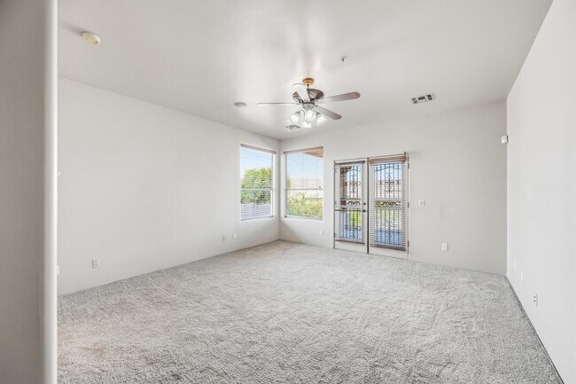 Building Photo - 3510 W Bohl St