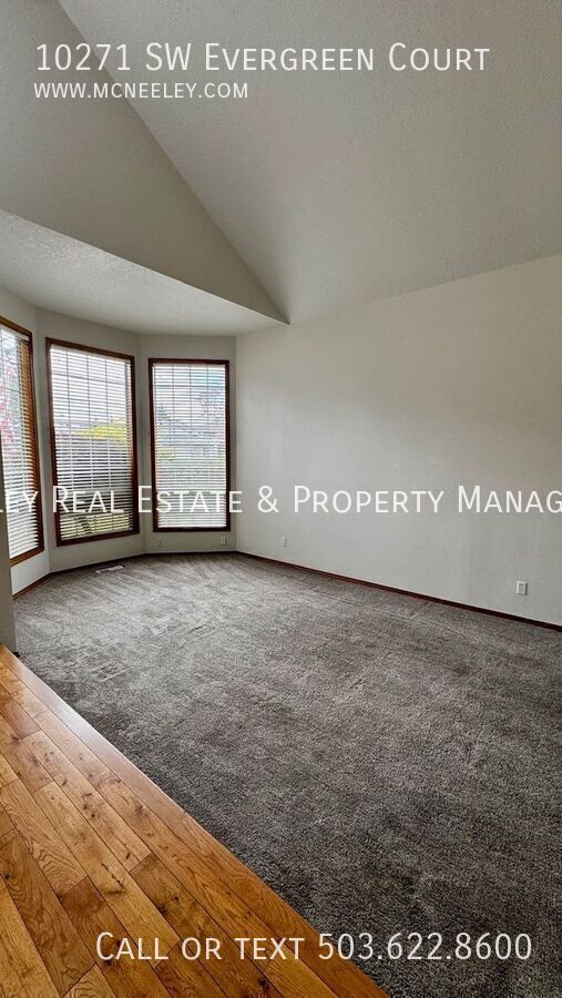 Building Photo - 10271 SW Evergreen Ct