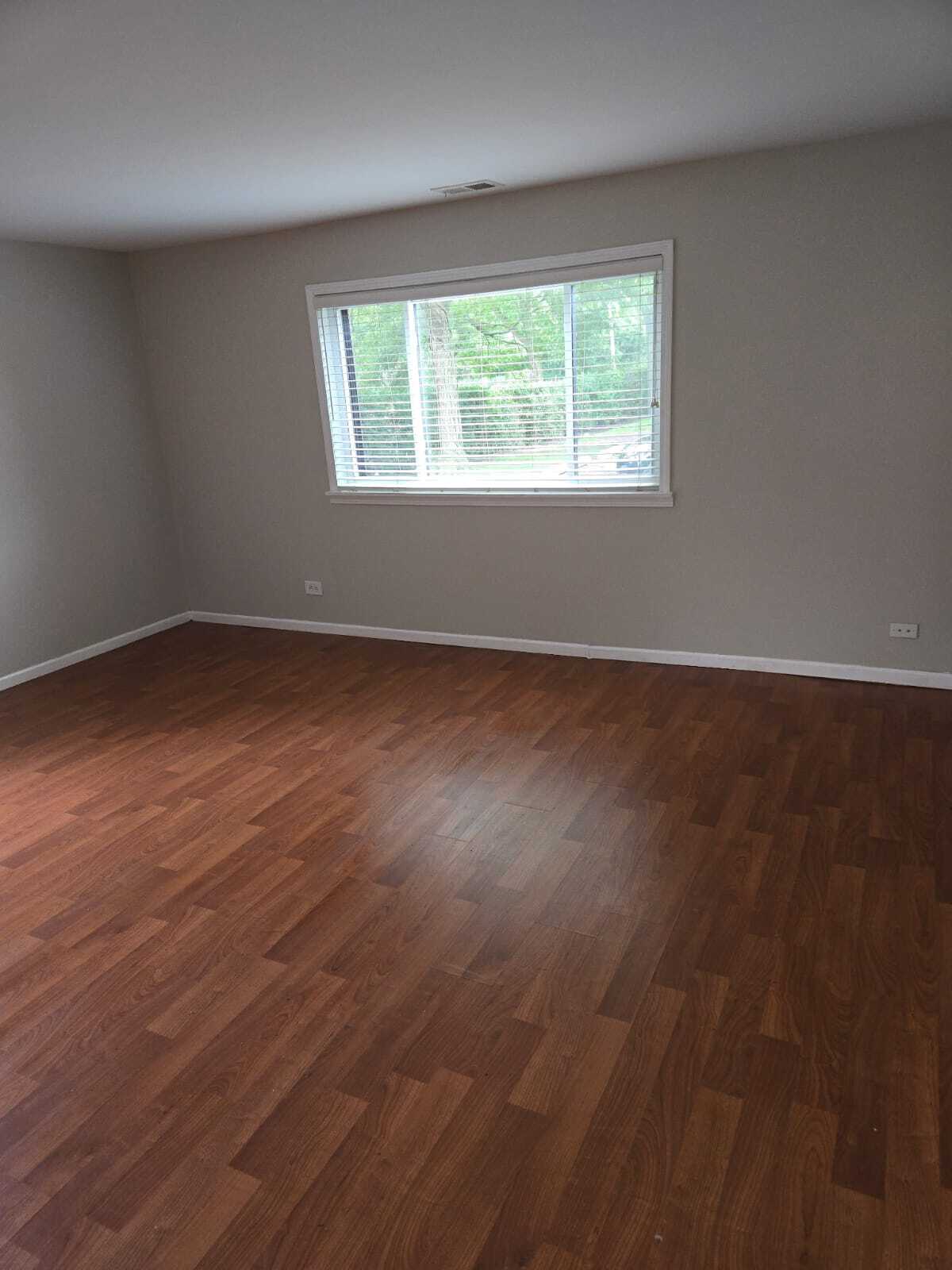 Building Photo - 346 E Rimini Ct