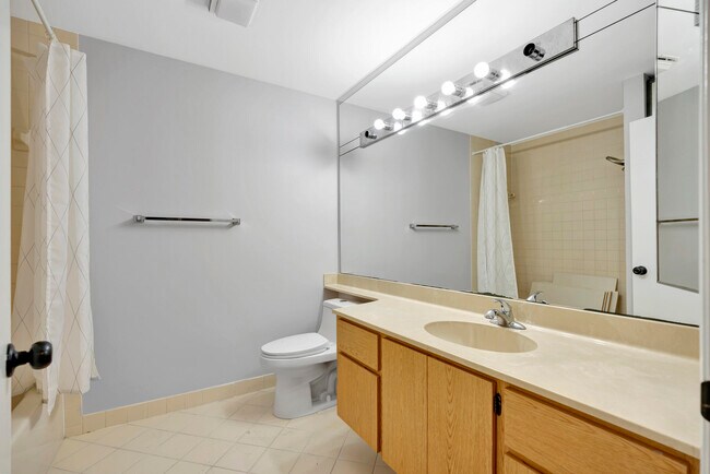 Building Photo - 143 Cape Pointe Cir