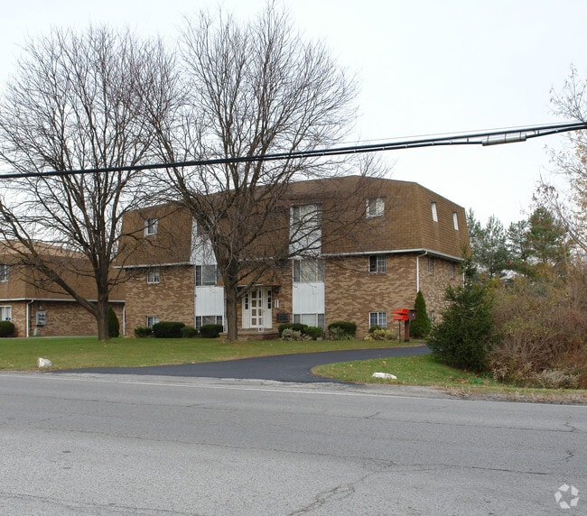 Primary Photo - 4461 South Ave