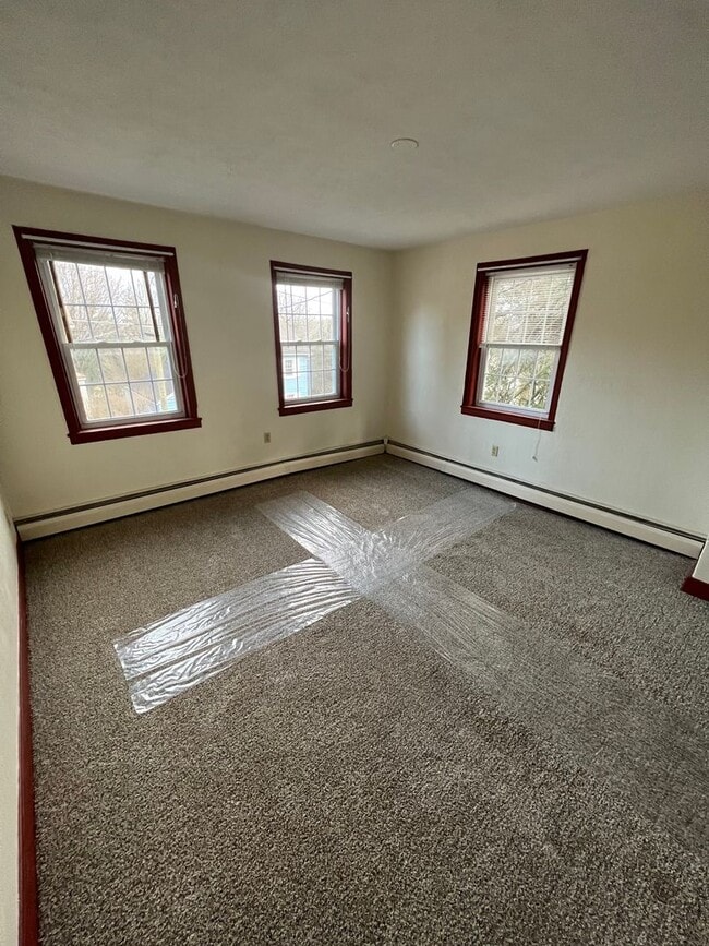 Building Photo - 46-48 N Main St