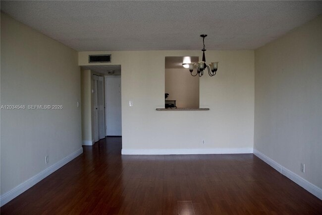 Building Photo - 9125 SW 77th Ave