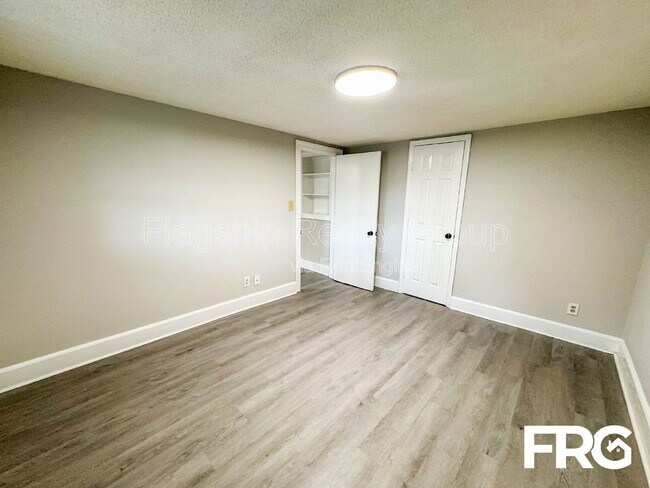 Building Photo - 600 Howell St