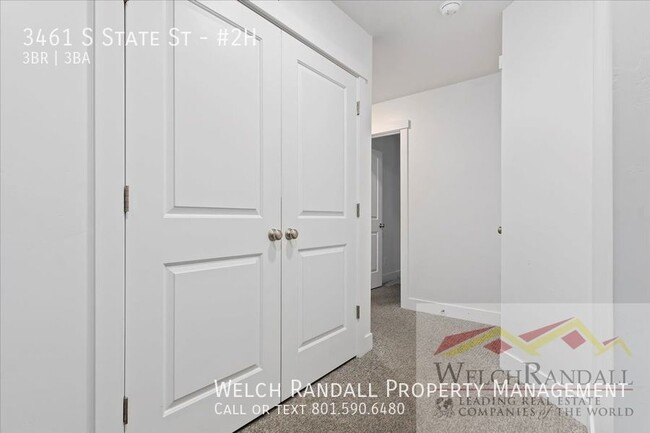 Building Photo - Beautiful Townhome in Salt Lake City