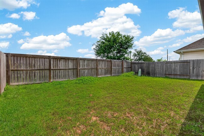 Building Photo - 13730 Andover Park Dr