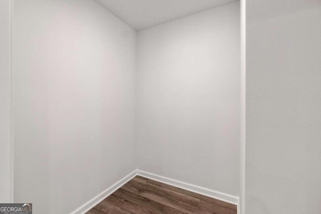 Building Photo - 1139 Lookout Ave NW