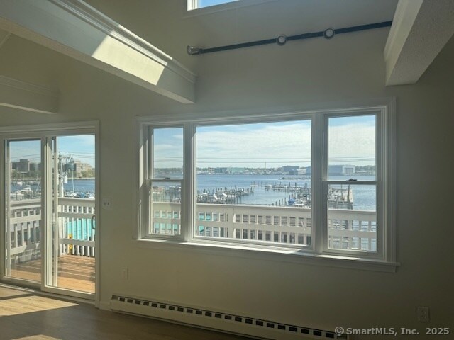Building Photo - 271 Pequot Ave