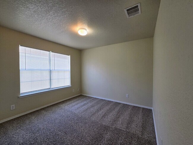 Building Photo - Cibolo Valley Range ~ Single Story 4 Bedro...