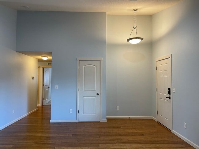 Building Photo - CHARMING Ranch-Style Home in Ridgefield, WA! 3 Bedrooms & 2 Baths! Walk-In Closet! Spacious Floor...