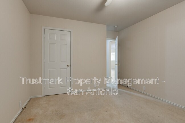 Building Photo - 1644 Cloudy Brook