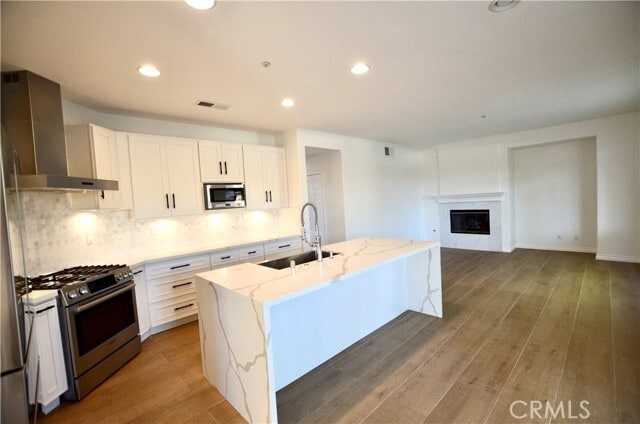 Building Photo - 10870 Tantlinger Dr