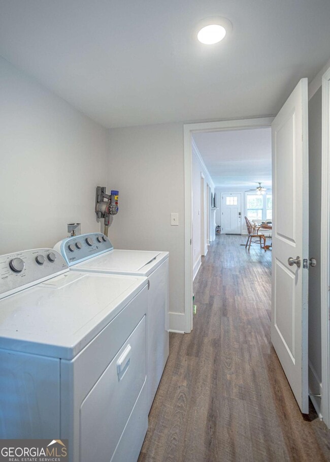 Building Photo - 1352 Akridge St NW