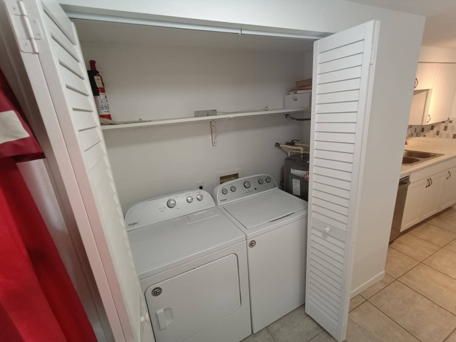 Laundry - 3624 W Anderson Ave