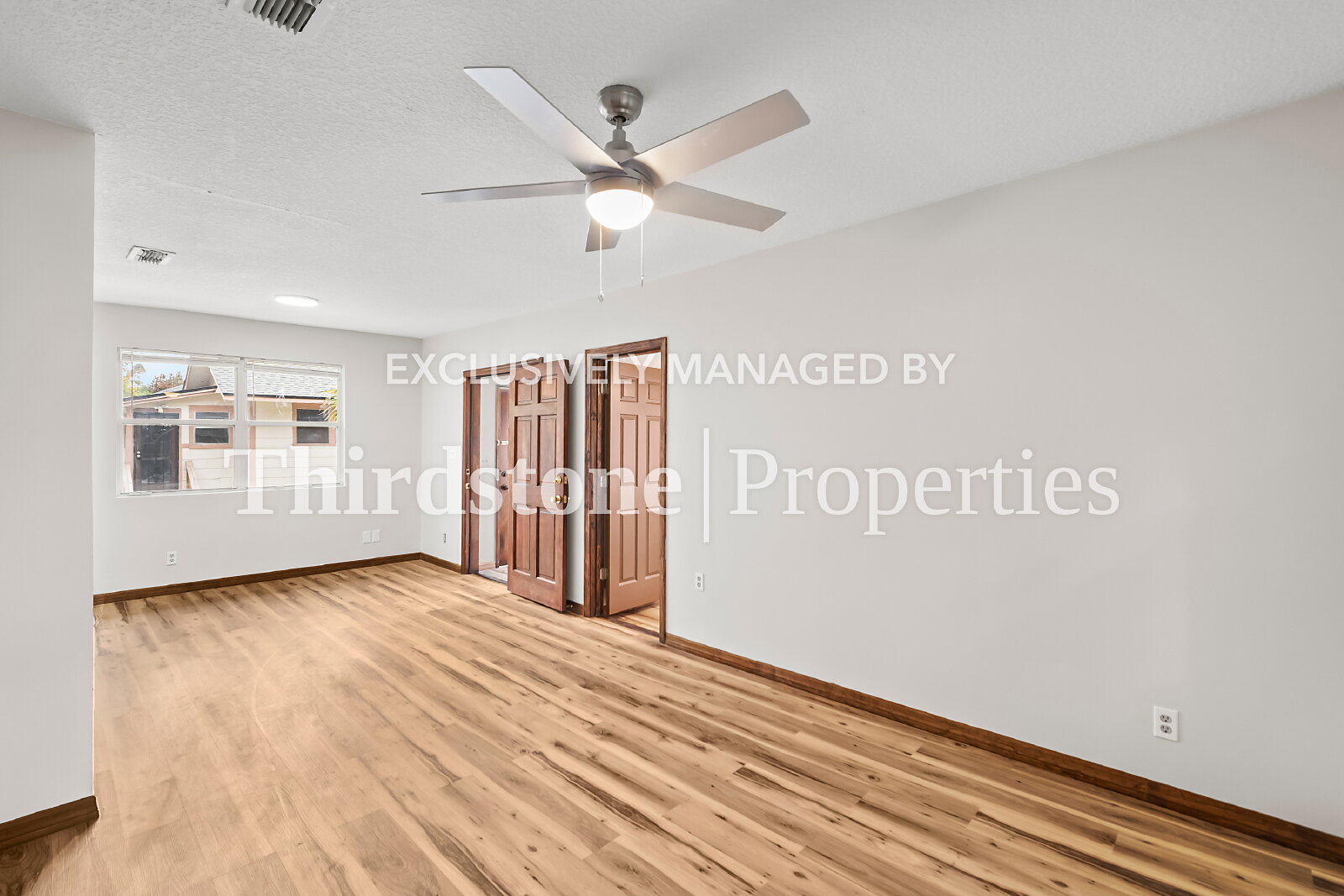 Building Photo - 345 W 40th St