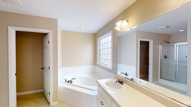 Building Photo - 253 High Meadows Cir