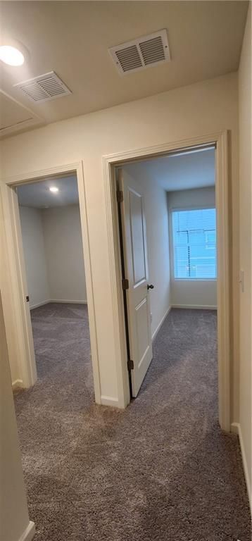 Building Photo - 303 Hynes Dr