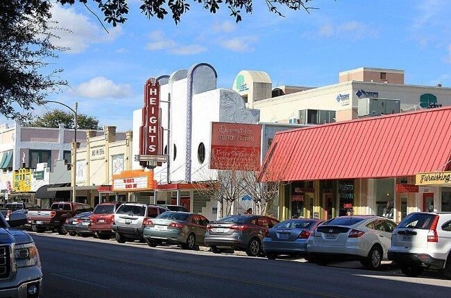 Building Photo - 226 W 25th St
