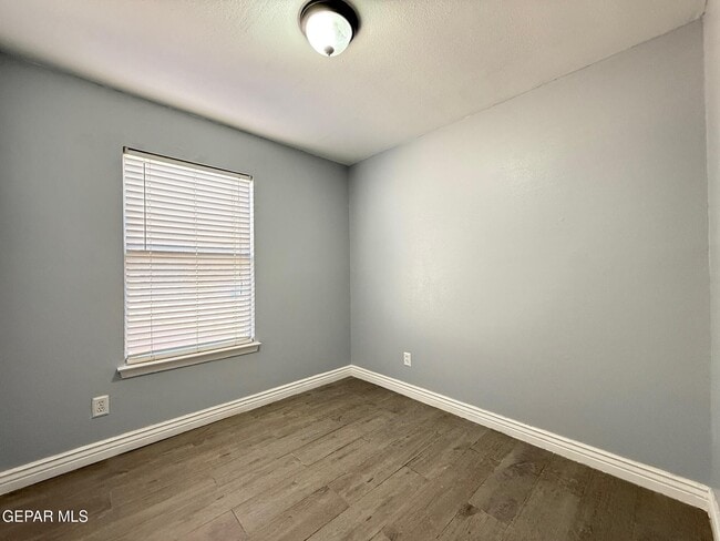 Building Photo - 12309 Tierra Inca Dr