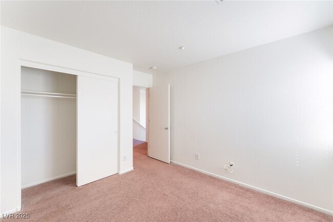 Building Photo - 7417 Delicious Ct