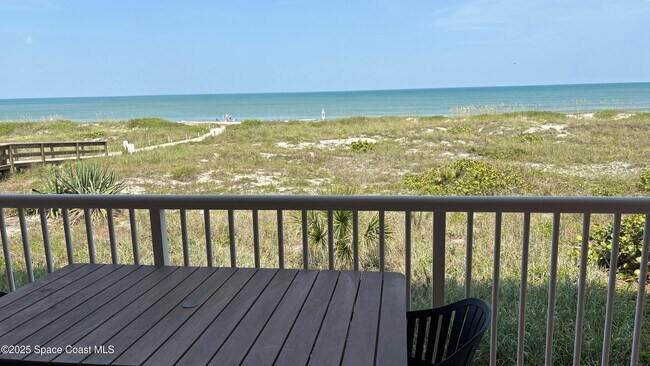 Primary Photo - 5 Sunflower St