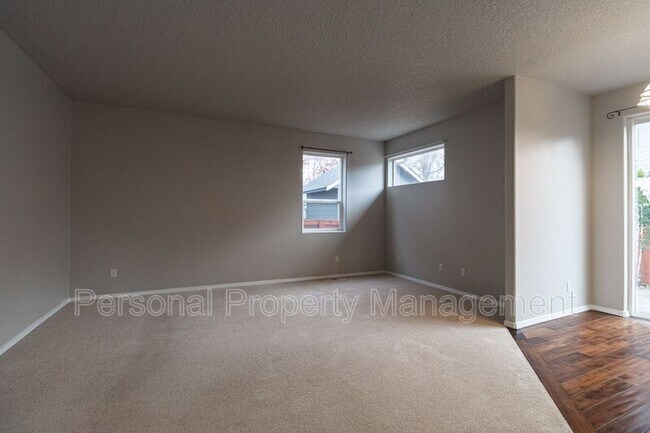 Building Photo - 17407 SE 23rd Way