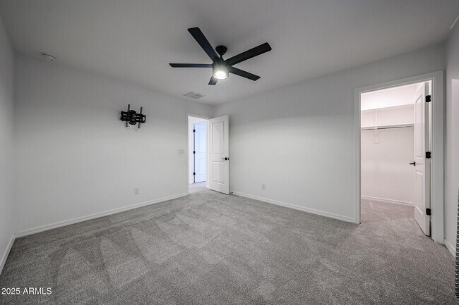 Building Photo - 3332 W Dunbar Dr