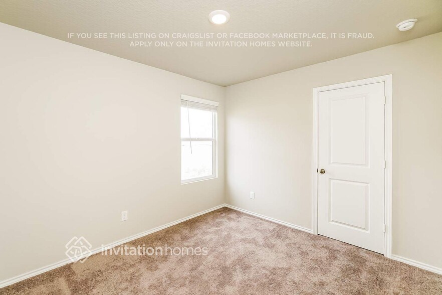 Building Photo - 13702 Bucket Way