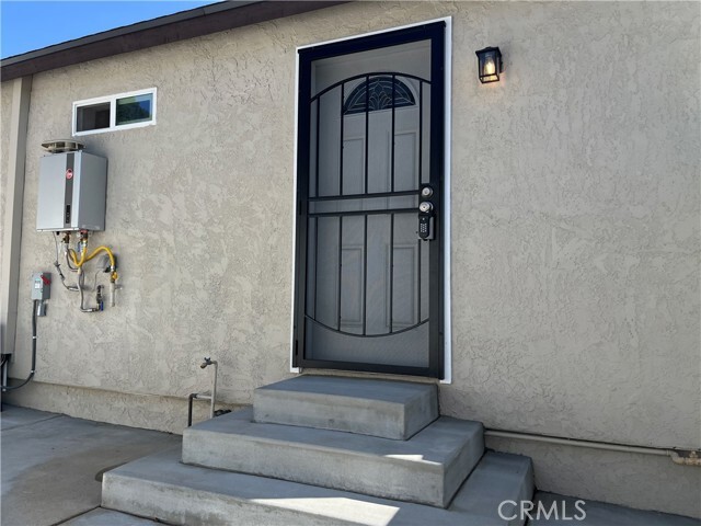 Building Photo - 9335 Chimney Rock Ln