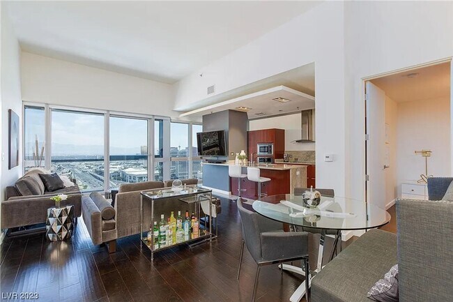 Building Photo - Gorgeous and Fully Furnished Penthouse Style Condo at The Martin