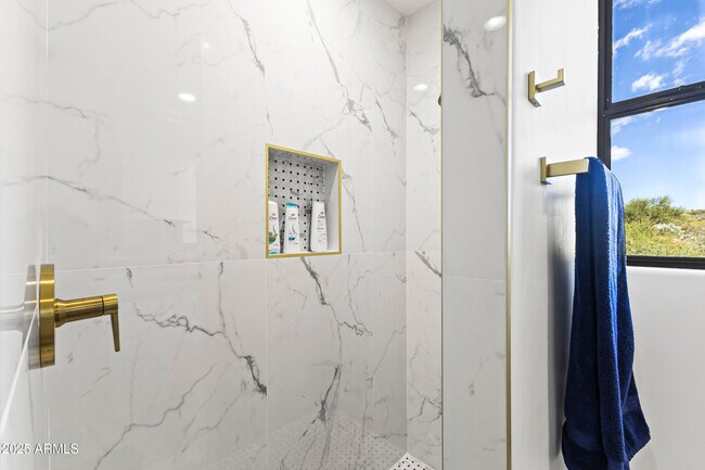 Building Photo - 40199 N 105th Pl