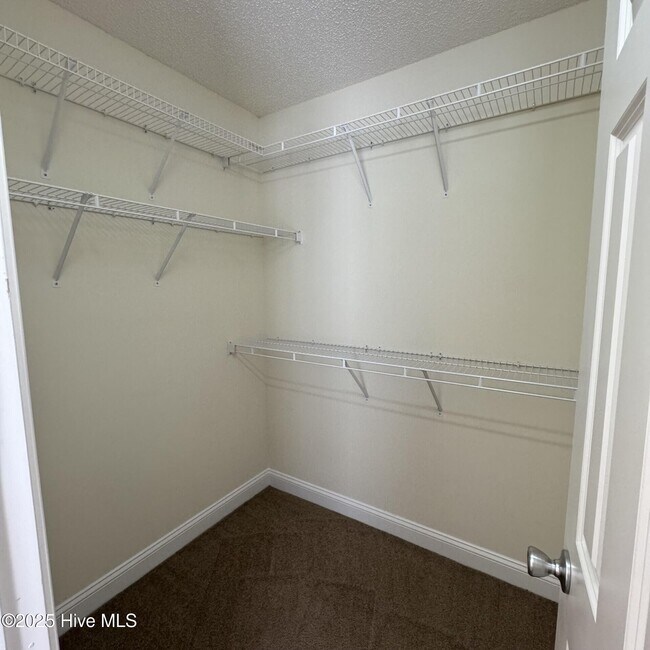 Building Photo - 4230 Dudleys Grant Dr