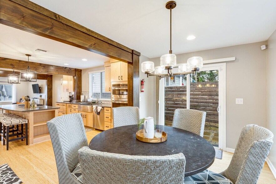 Building Photo - 5241 33rd Ave S